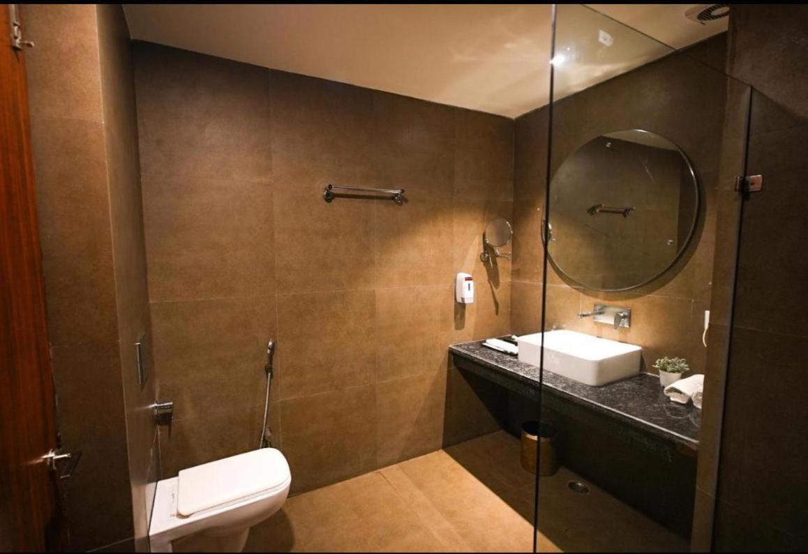 Hotel Aiims 新德里 外观 照片